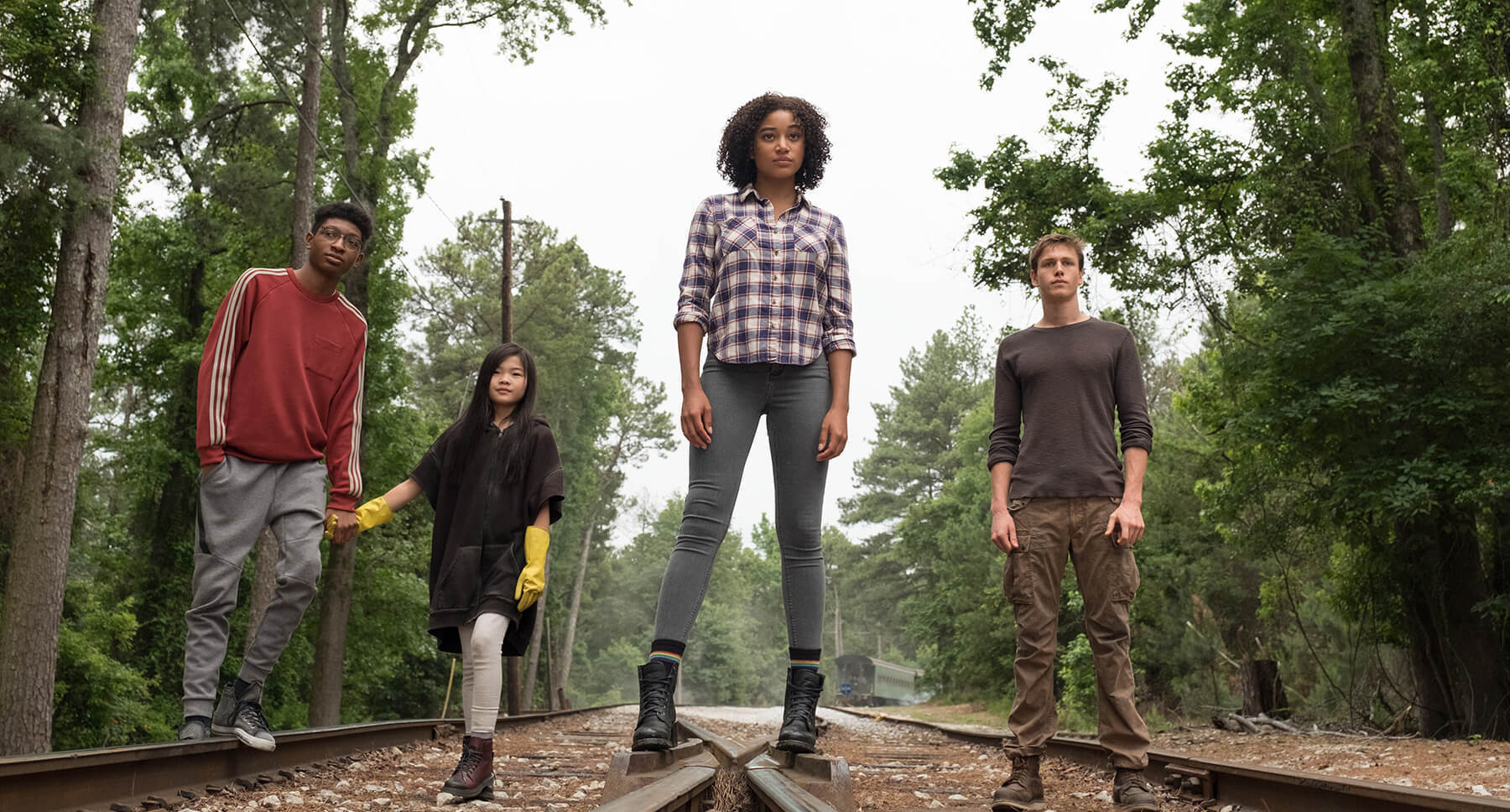 Actors Skylan Brooks, Amandla Stenberg, Harris Dickinson and Miya Cech in the movie "The Darkest Minds"