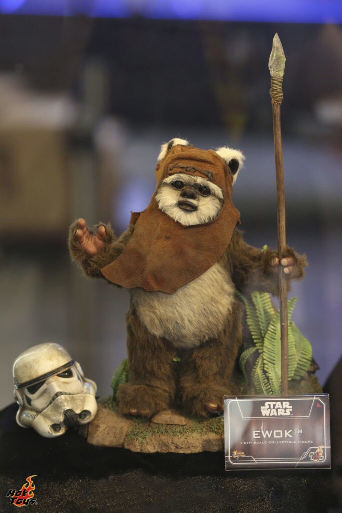 Hot Toys' Wicket figure