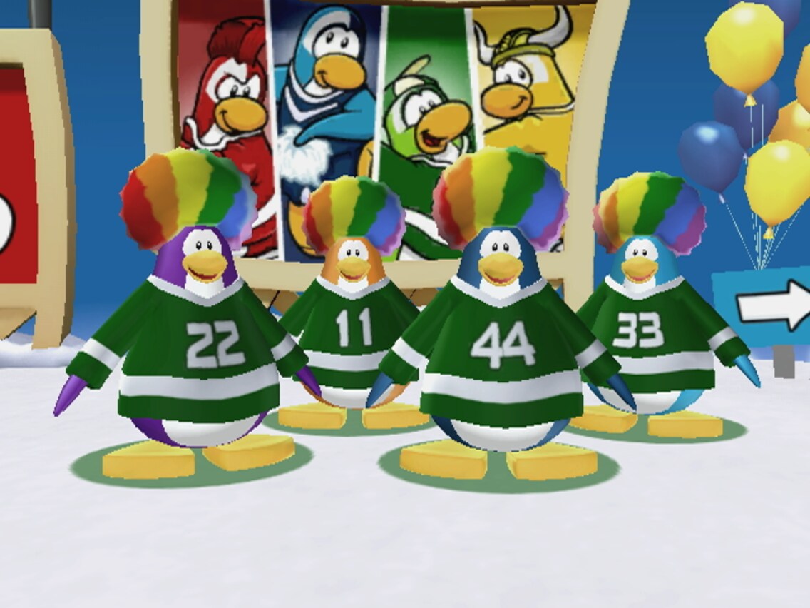 Club Penguin Game Day Disney Lol
