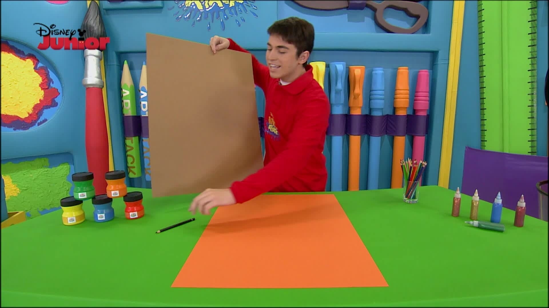 Art Attack Disney Junior