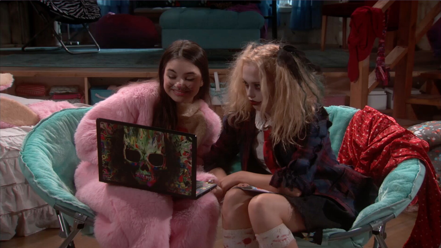 "Episodio 93" - Jessie | Jessie | Videos Disneylatino