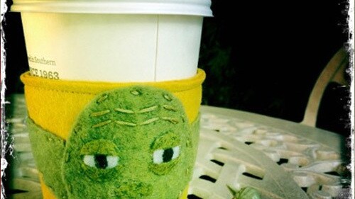 DIY: Yoda Coffee Cup Cozy