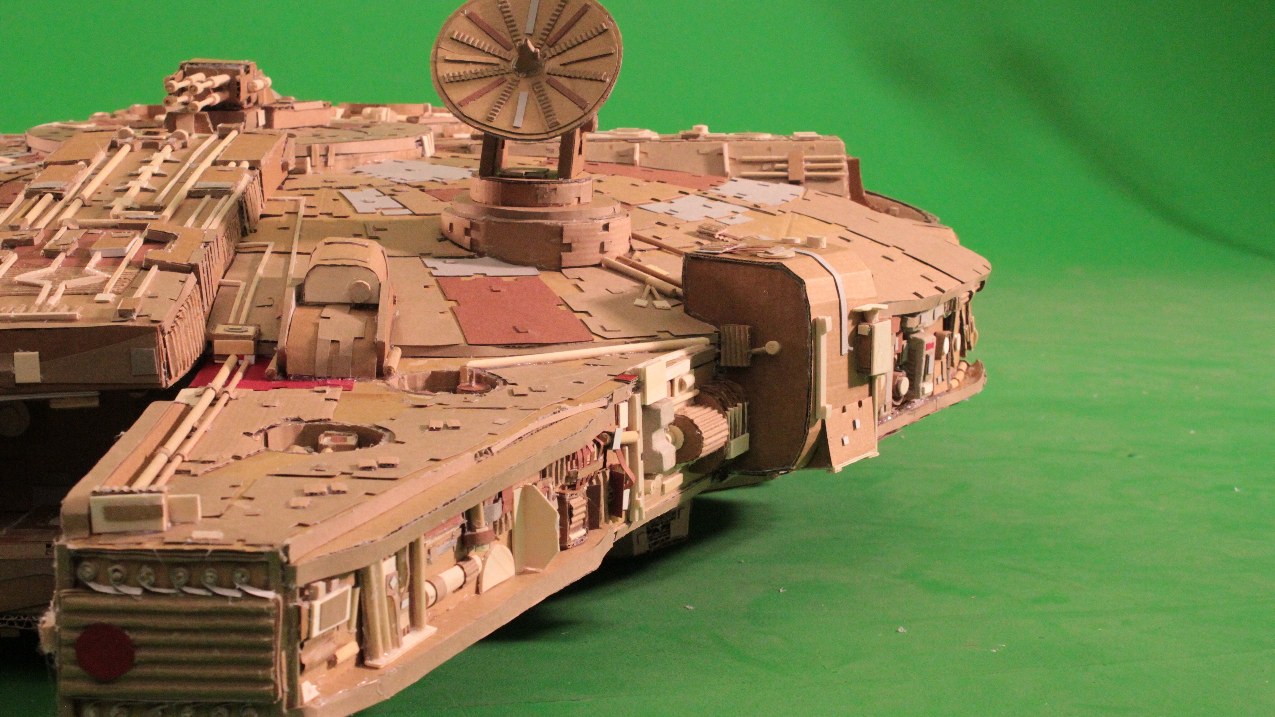 Millennium Falcon cardboard replica - closeup