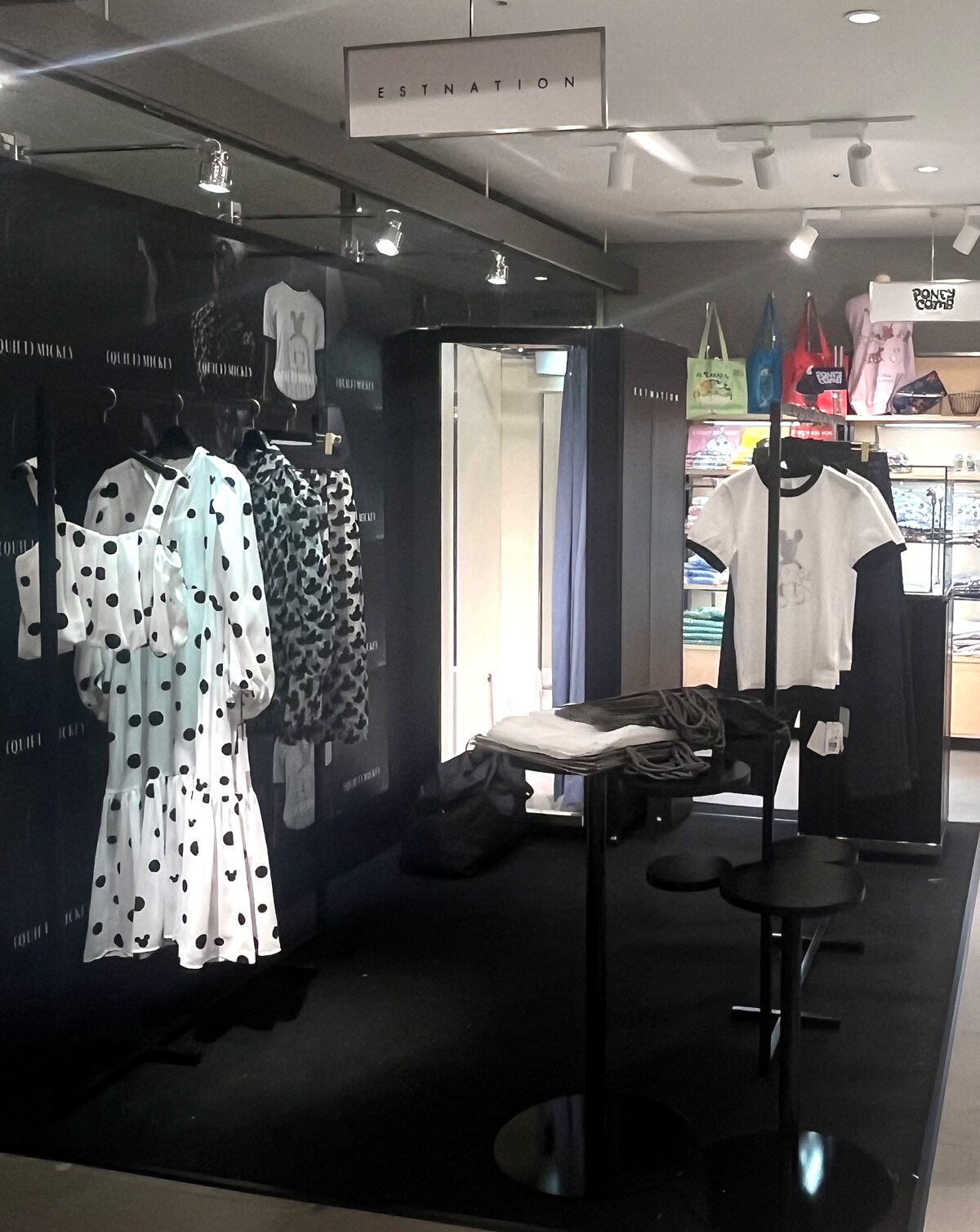 Disney THE MARKET in 銀座三越」開催中！会場の様子や先行販売
