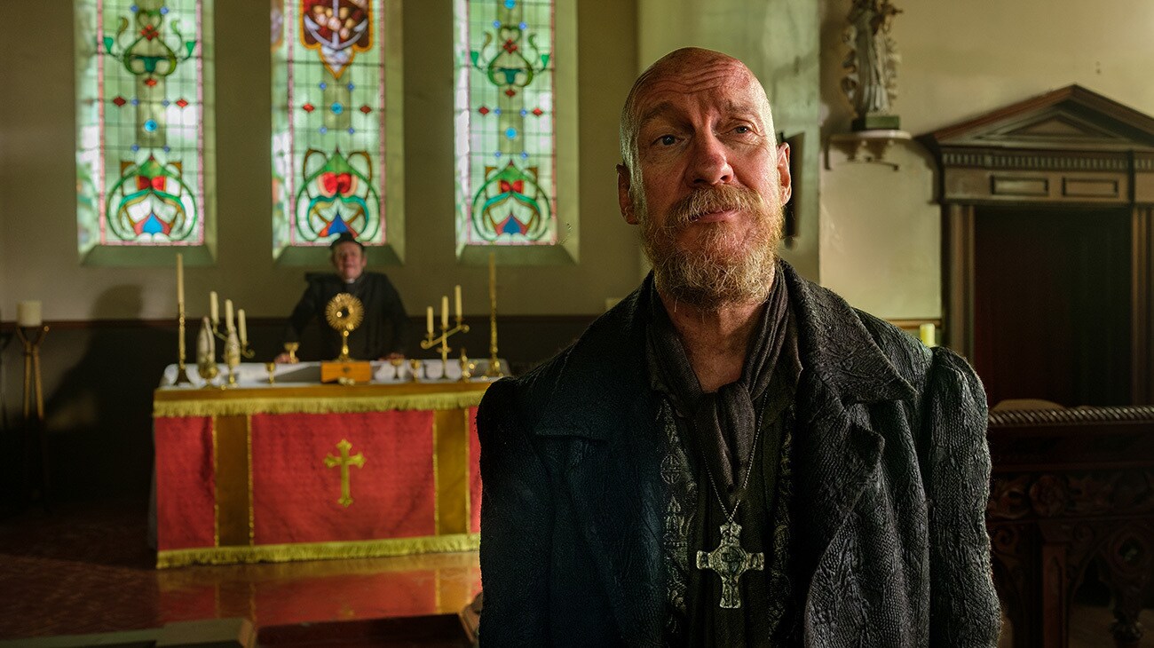 David Thewlis as Fagan in The Artful Dodger on Disney+