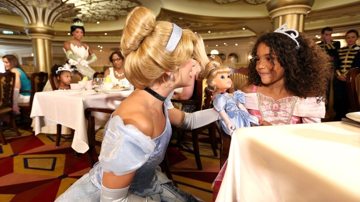 Intrattenimento con le principesse Disney sulle crociere Disney