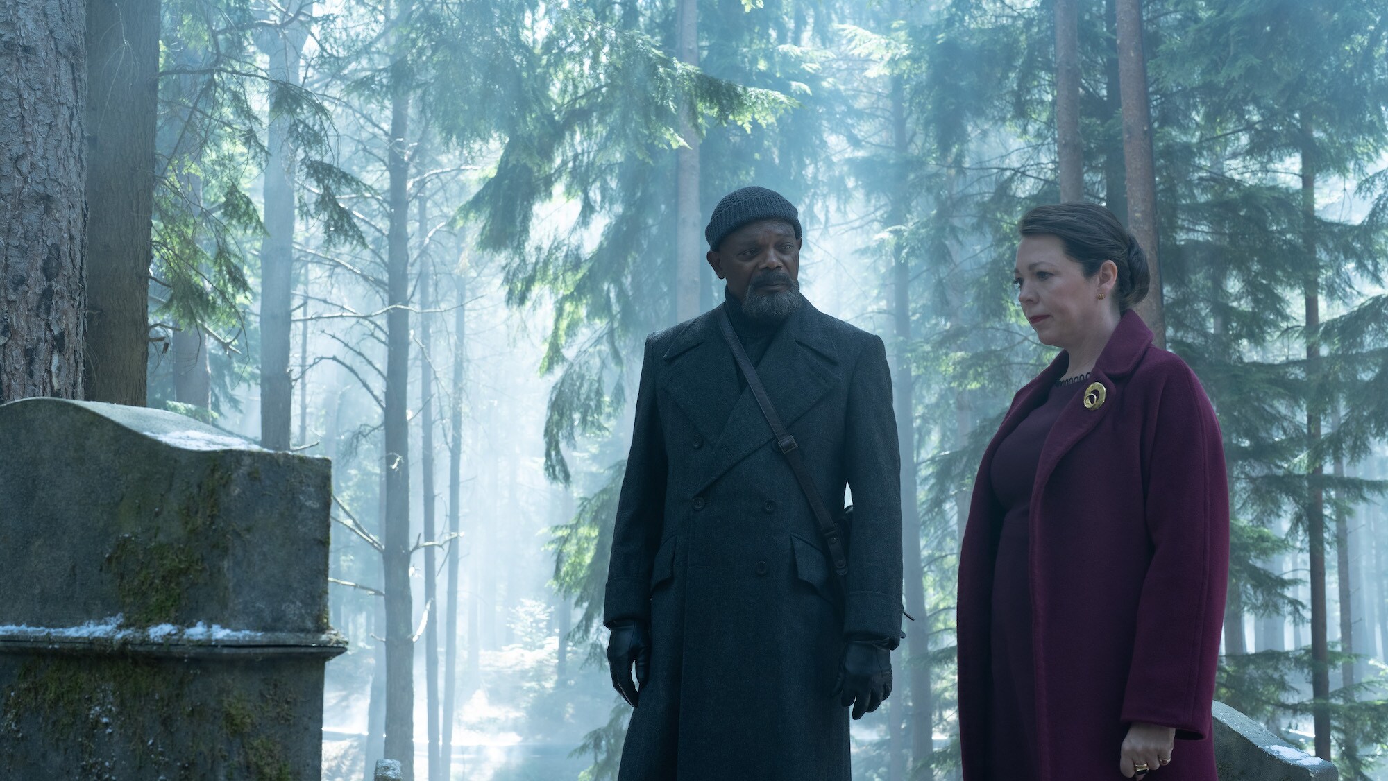 (L-R): Samuel L. Jackson as Nick Fury and Olivia Colman as Special Agent Sonya Falsworth in Marvel Studios' SECRET INVASION, exclusively on Disney+. Photo by Des Willie. © 2023 MARVEL.