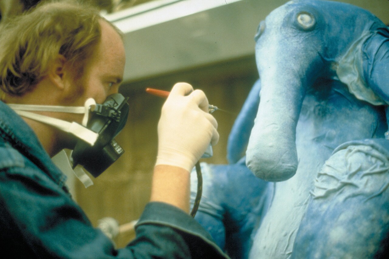 Max Rebo being painted
