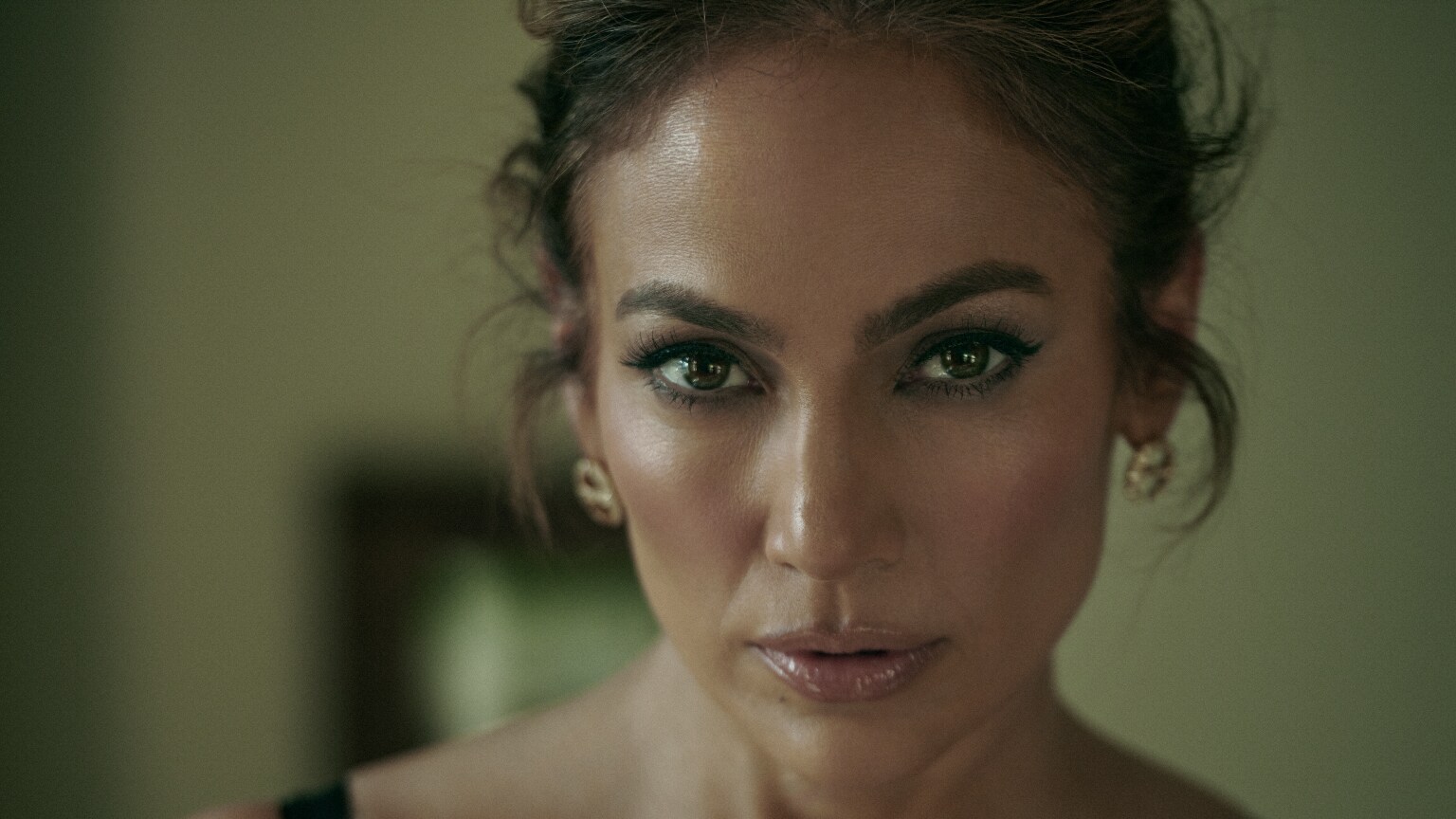 Jennifer Lopez anticipa nueva música