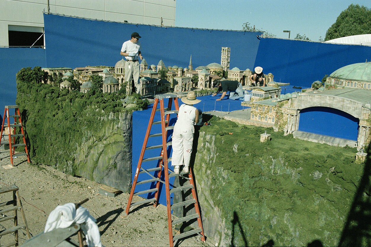 The construction of the model of Theed