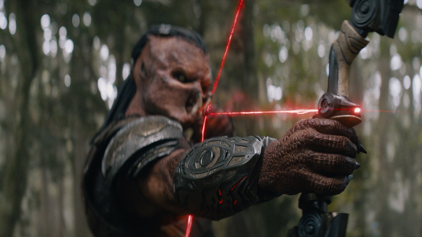 『プレデター：バッドランド』＿デク