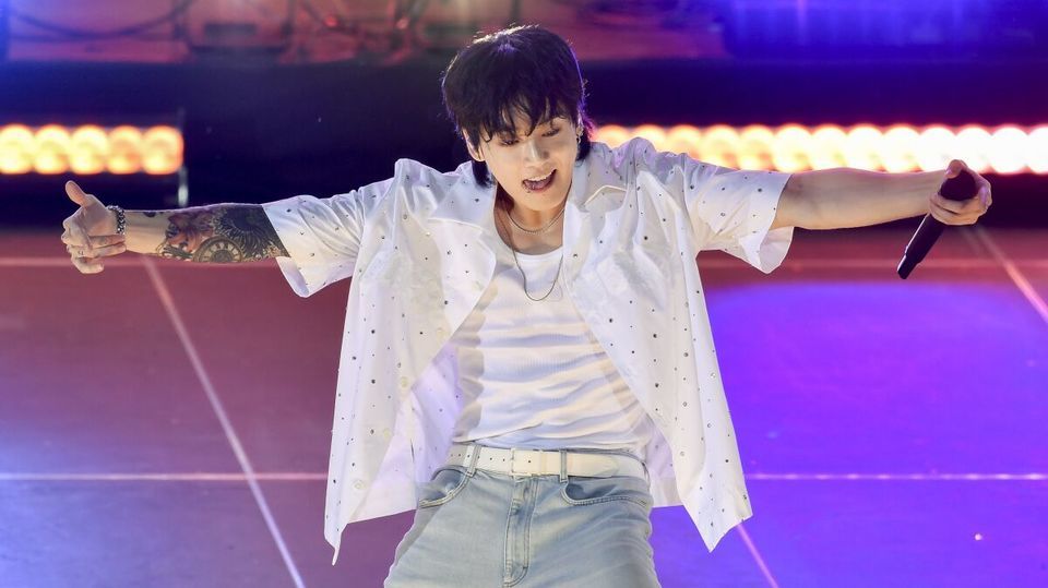 Jungkook, do BTS, estreia carreira solo | Rádio Disney Brasil