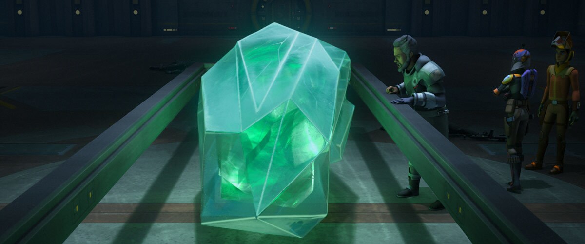 看到Gerrera，Ezra Bridger和Sabine Wren發現了一個巨大的Kyber Crystal