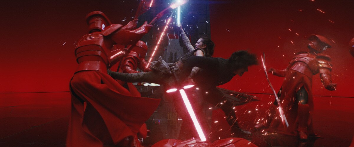 Kylo Ren and Rey teaming up against Snoke's Praetorian Guard