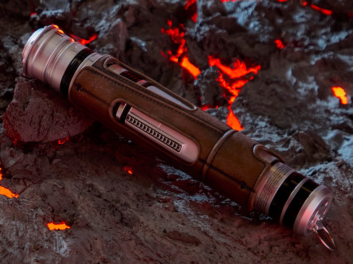 Star Wars Legacy Lightsaber: Devon Izara Reveal | StarWars.com