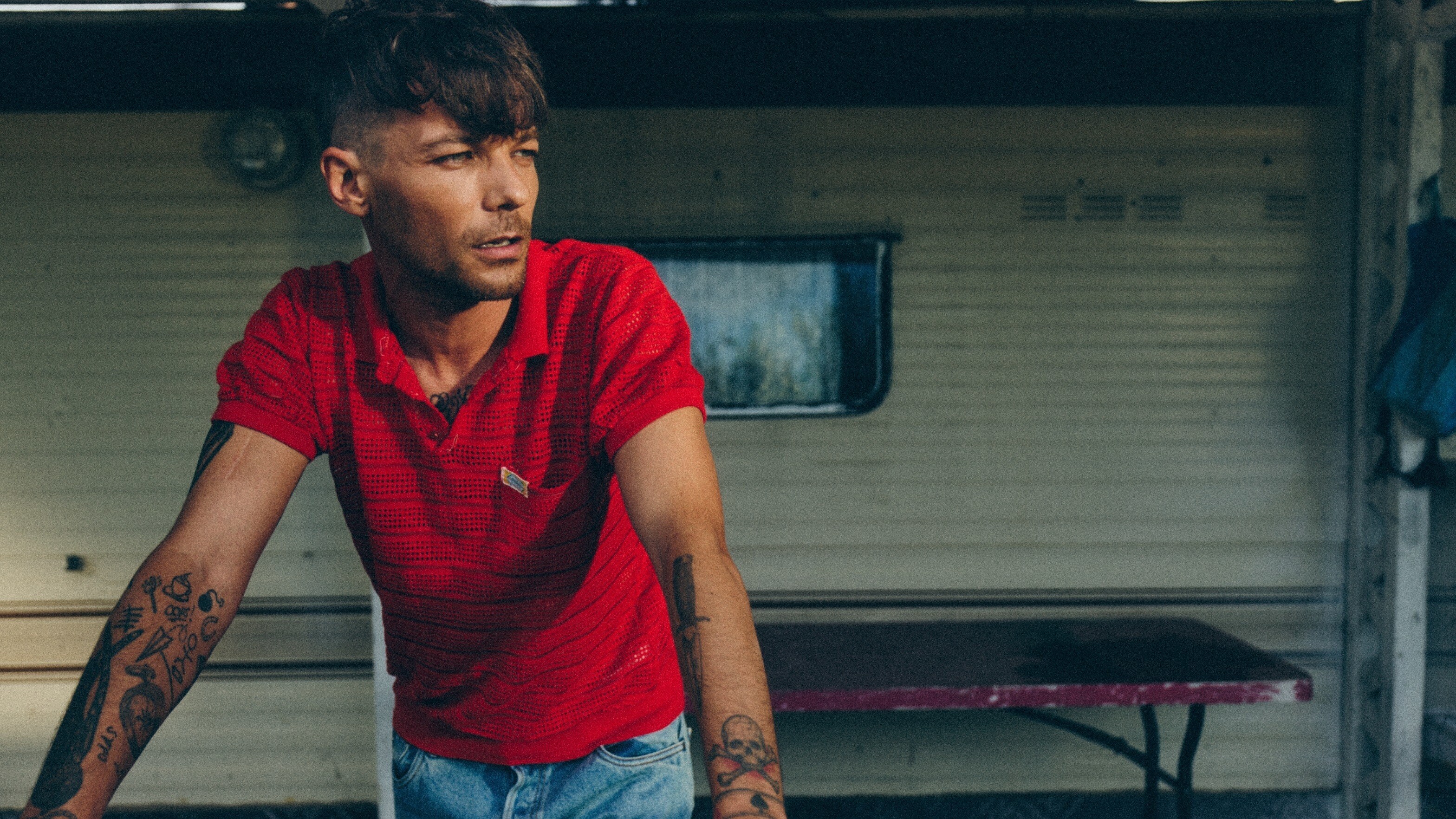 Louis Tomlinson está de vuelta con “Lemonade” y nuevo álbum en camino