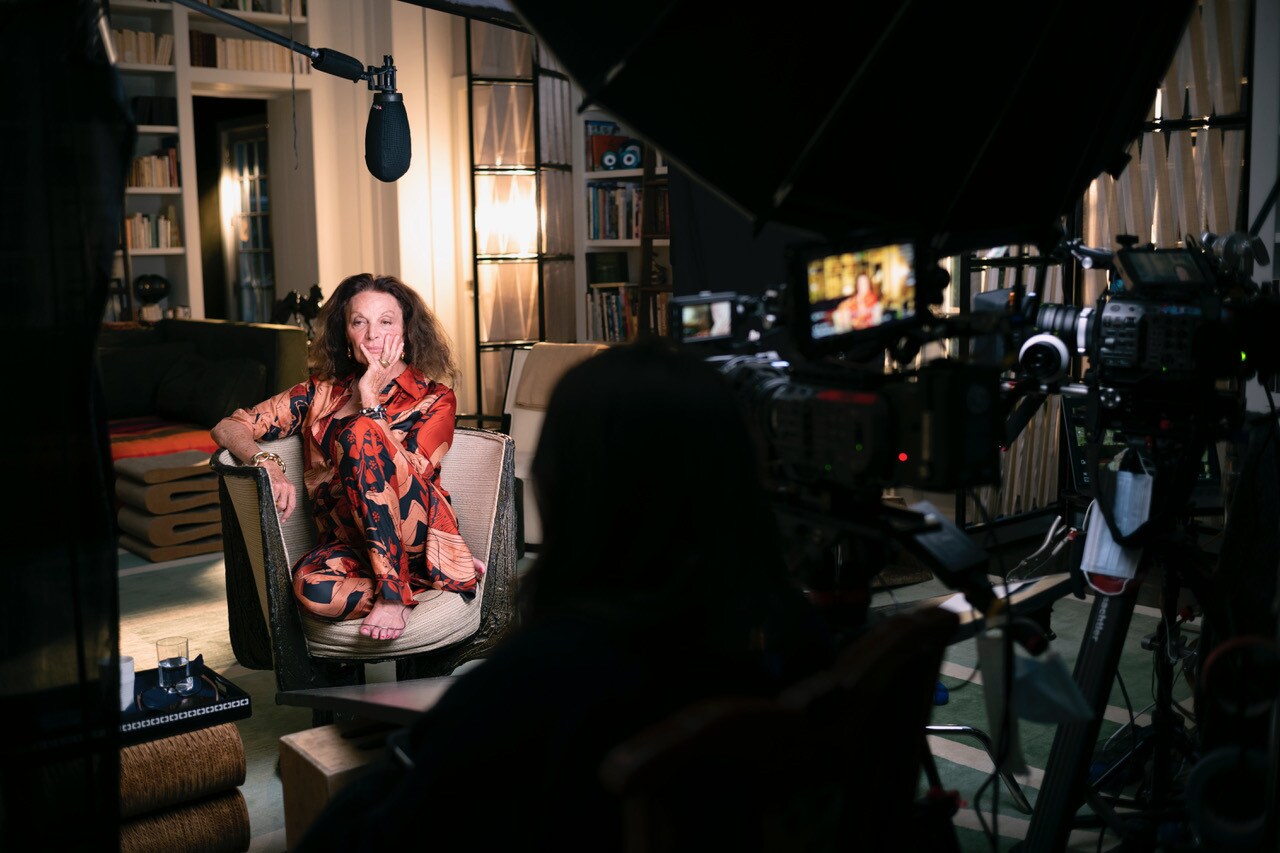 FIRST LOOK IMAGES UNWRAPPED FOR “DIANE VON FURSTENBERG: WOMAN IN CHARGE,”  PREMIERING JUNE 25TH EXCLUSIVELY ON DISNEY+ | UK Press