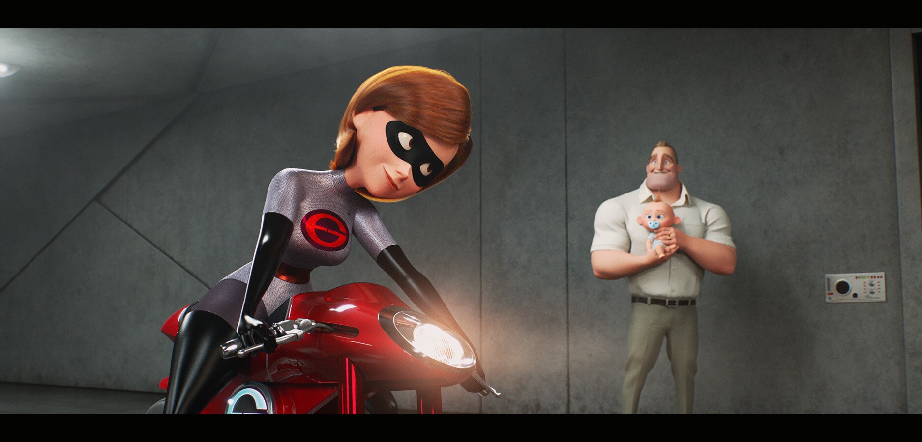 Elastigirl is back