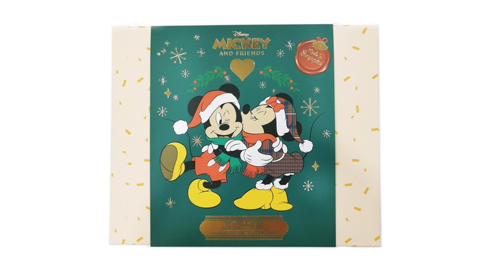 Mickey and Minnie 2D Milk Chocolate Christmas
