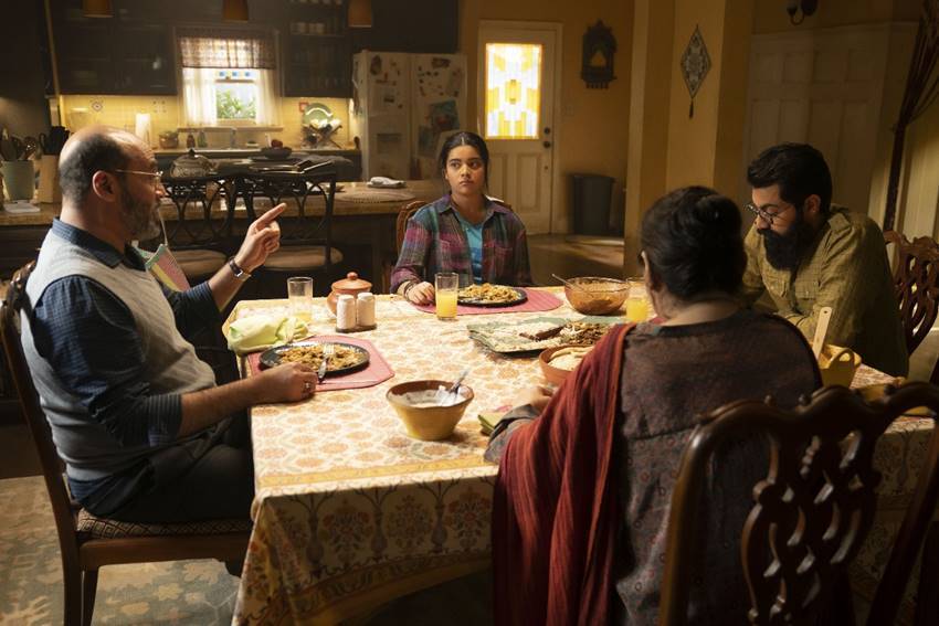 La familia de Kamala Khan en Ms. Marvel: Yusuf, Muneeba y Aamir 