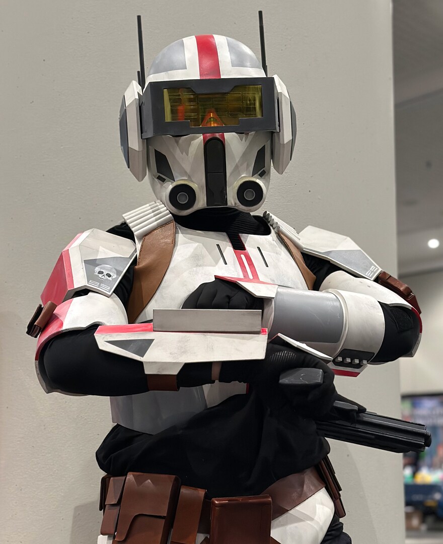 Mark Matthews as Tech.