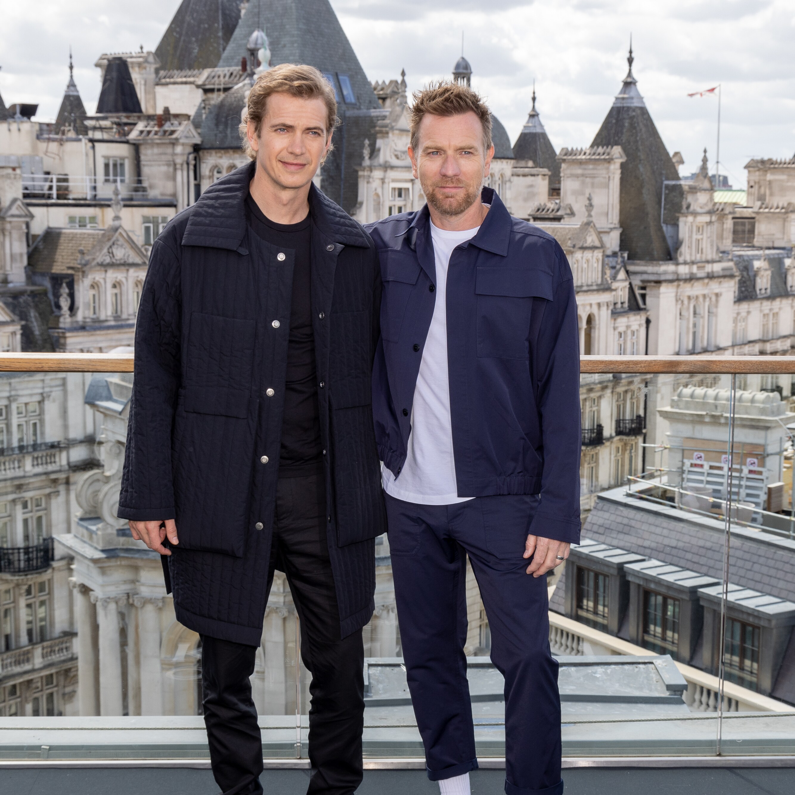 As fotos do reencontro de Ewan McGregor e Hayden Christensen antes da estreia de Obi-Wan Kenobi