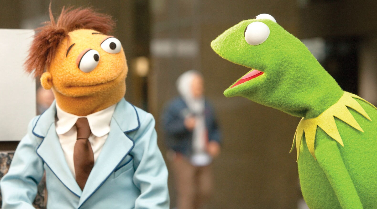 Muppet superfan Walter finally meets his idol, Kermit the Frog!