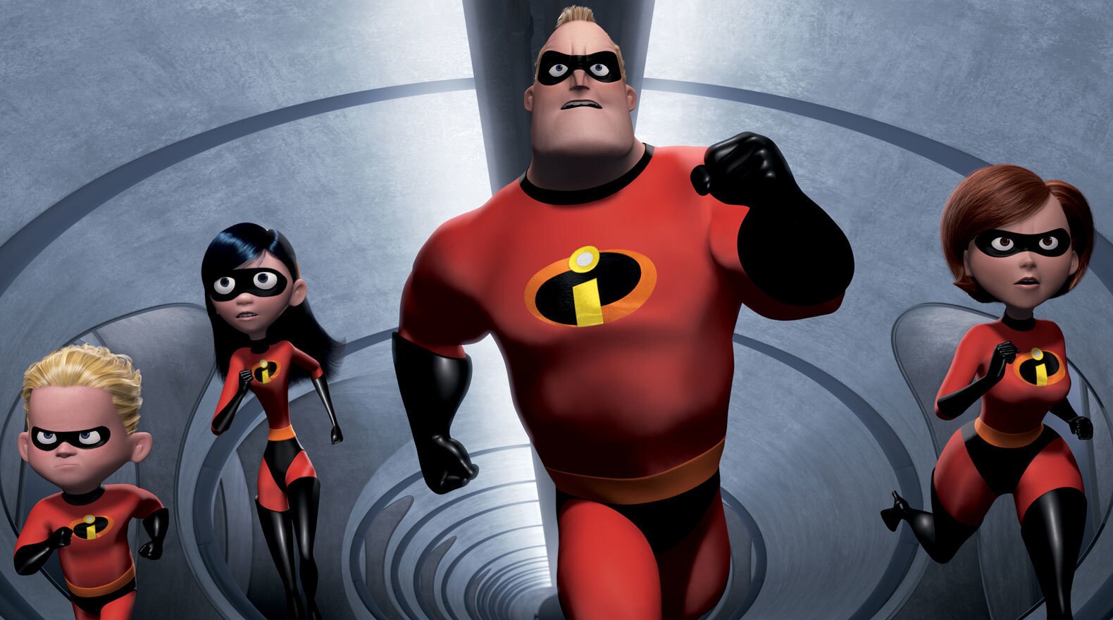 The Incredibles are on their way to confront Syndrome and the Omnidroid.