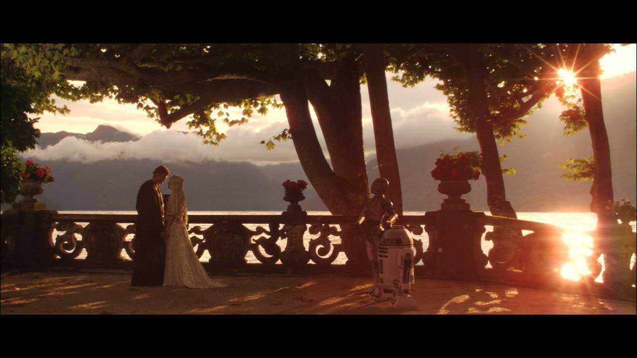 R2-D2 and C-3PO witnessed the secret wedding between Anakin Skywalker and Padmé Amidala on Naboo.