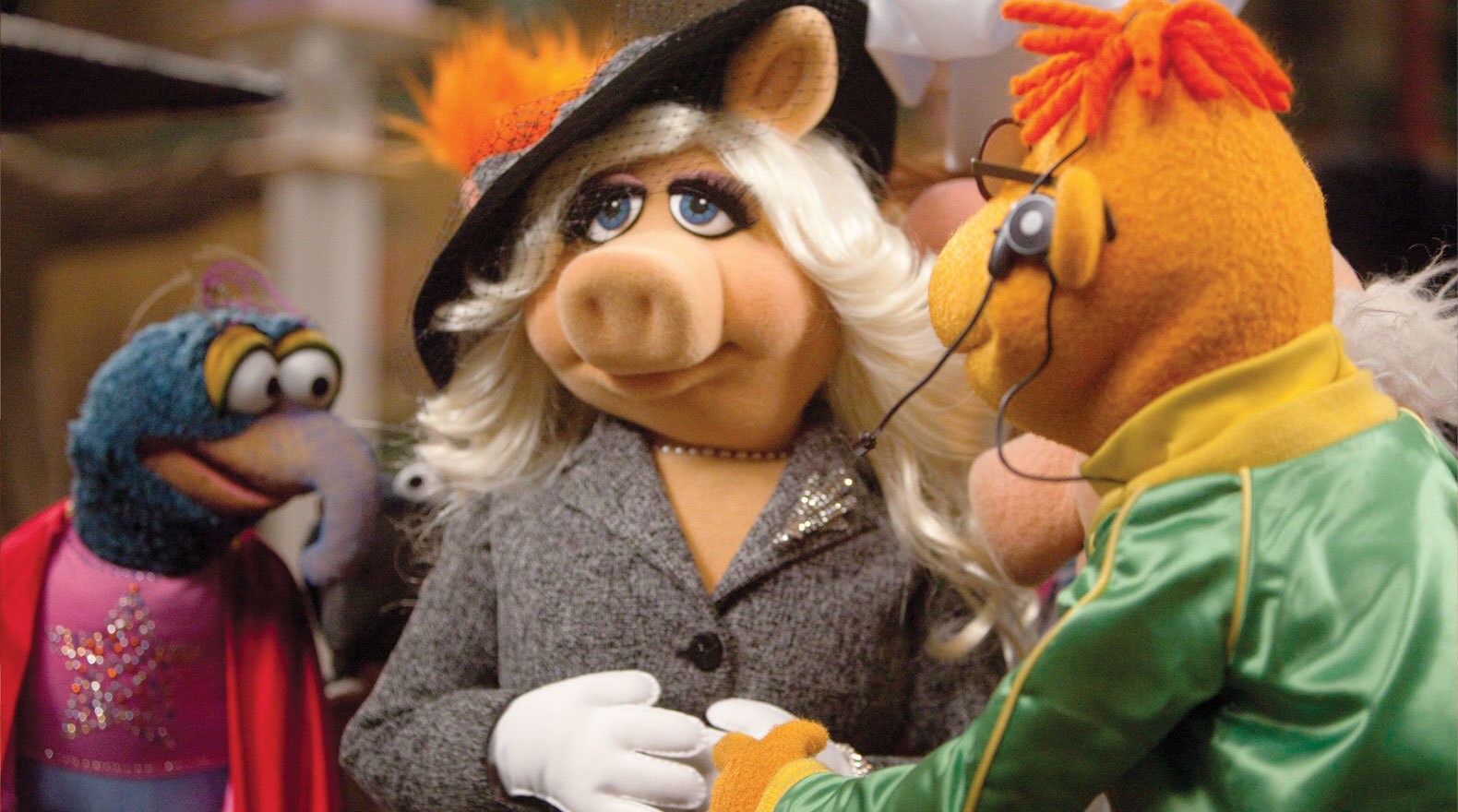 Miss Piggy is back and ready to take the stage.