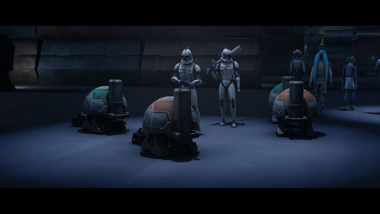 On Coruscant, General Grievous' team of demolition droids, disguised as utilitarian sweeper droid...
