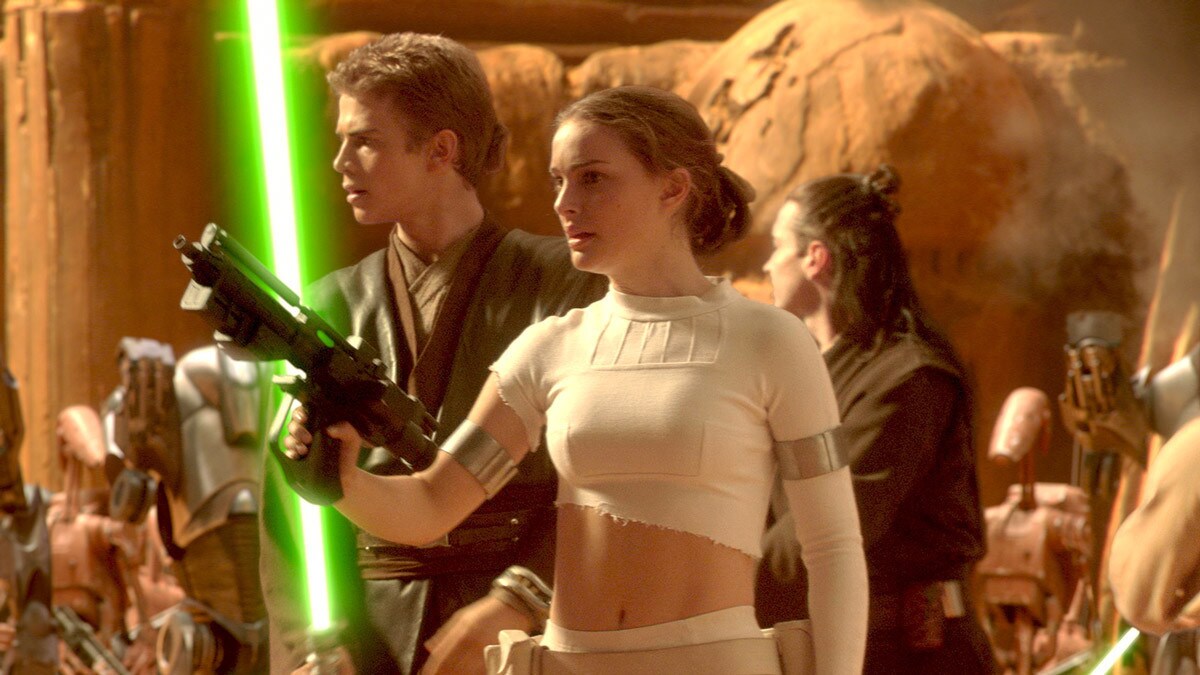 Padmé and Anakin during the Battle of Geonosis.