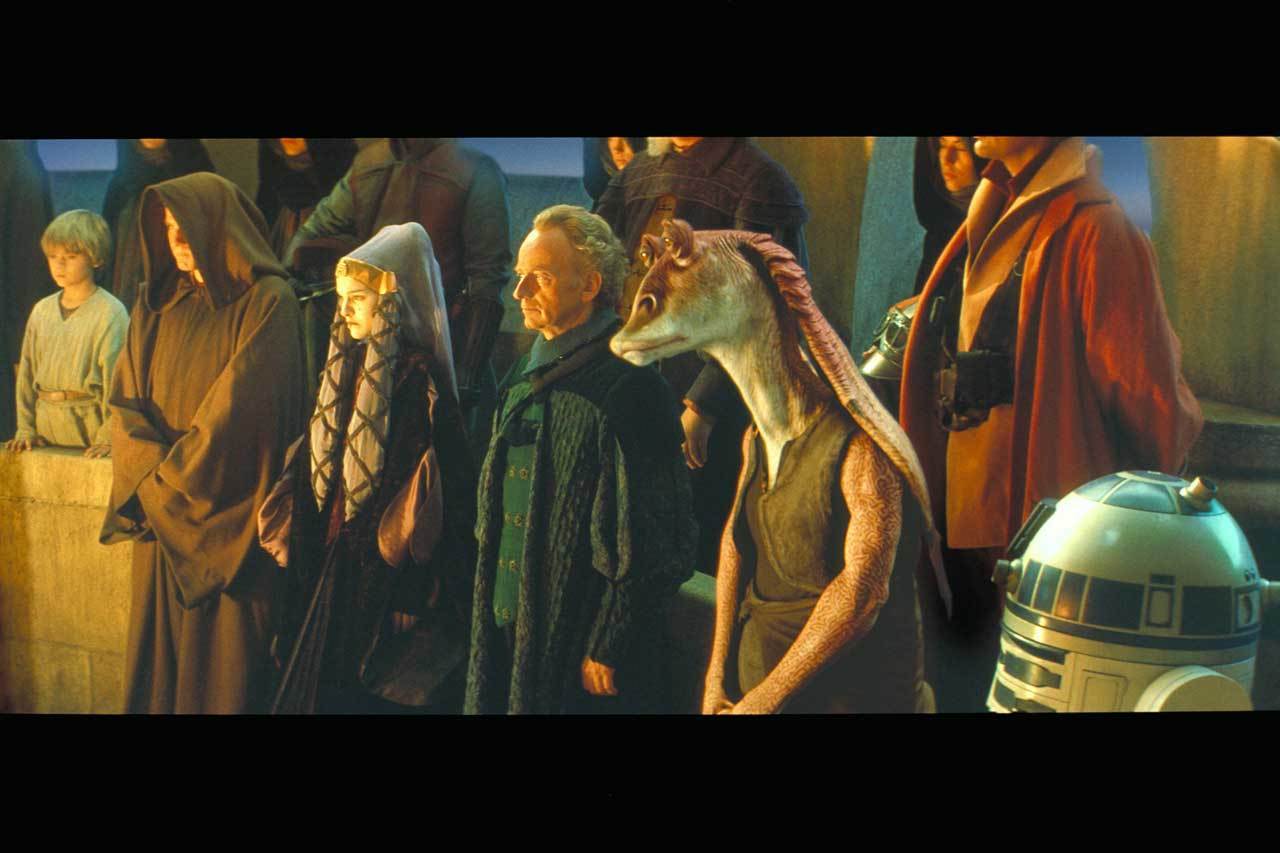 A short time later, the Jedi Master's body was cremated at a funeral attended by numerous mourner...