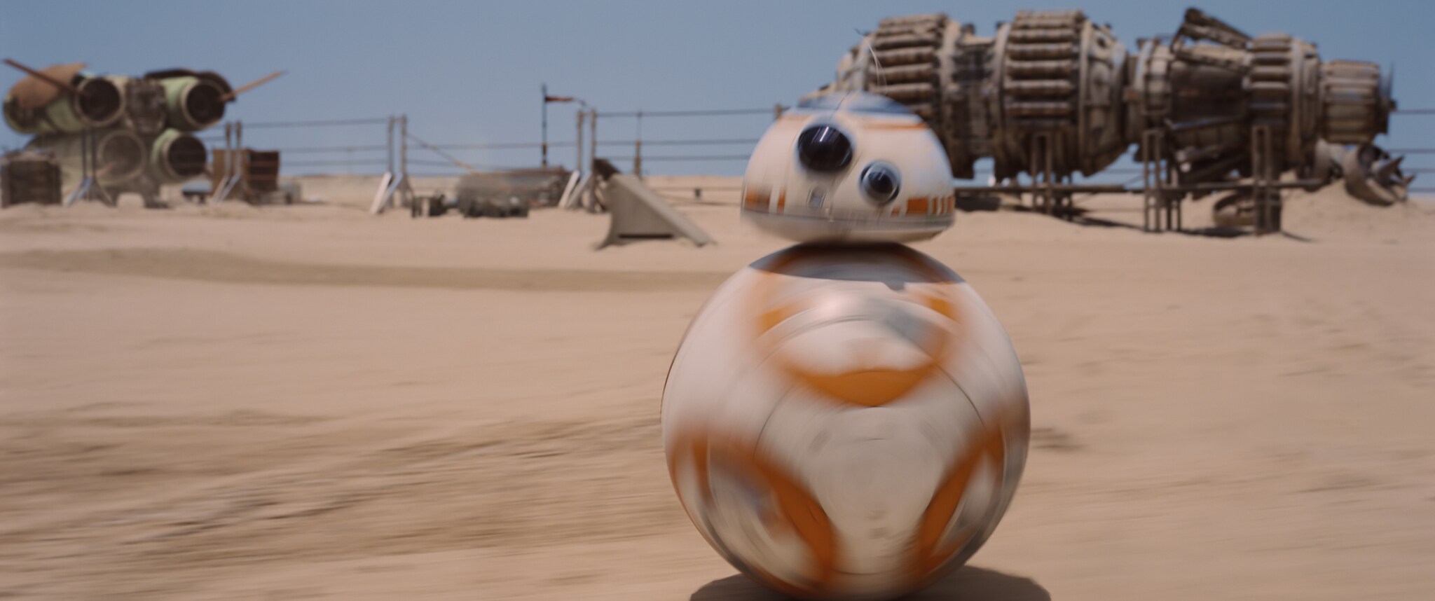 BB-8 in the desert.
