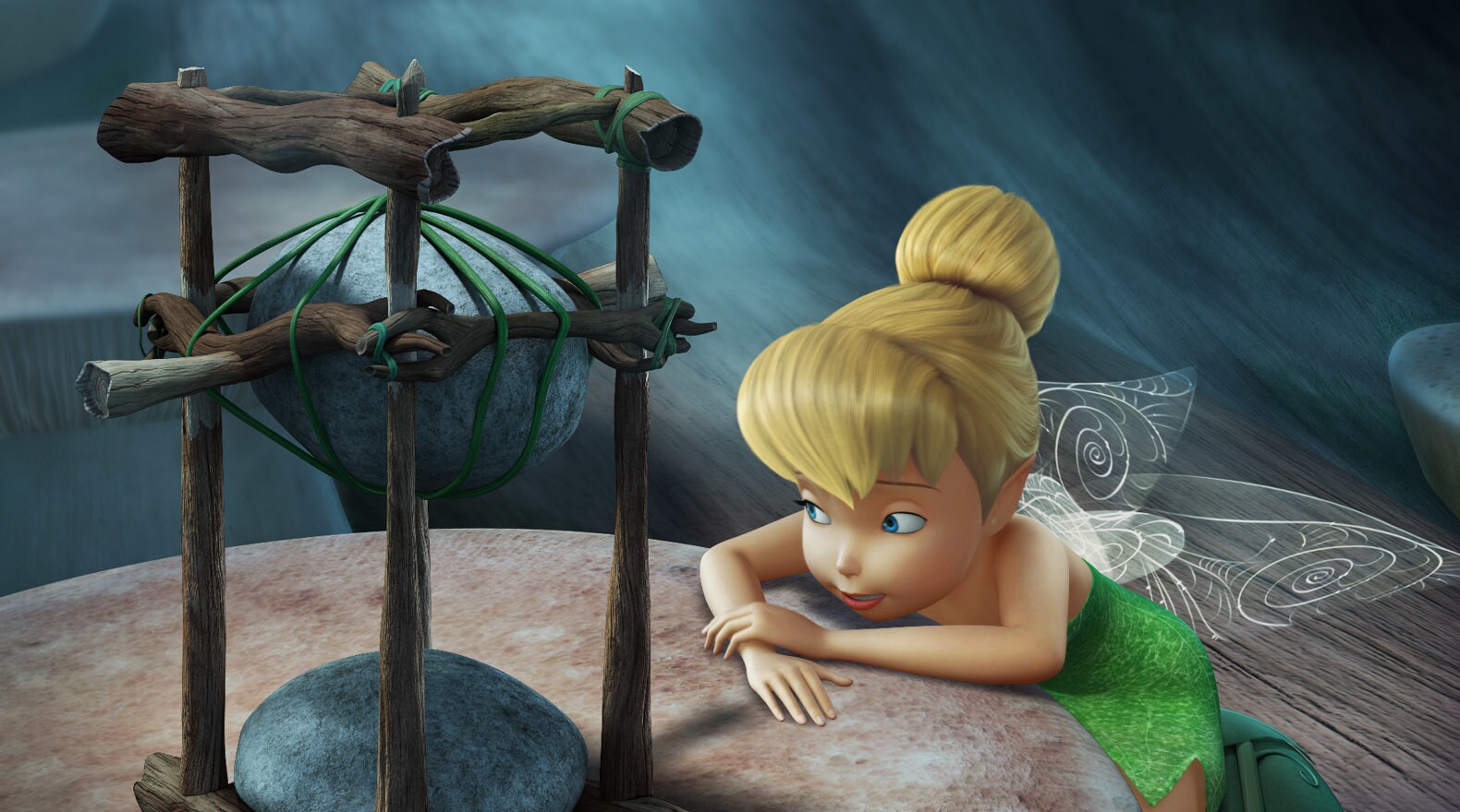 It doesn't take long for Tink to come up with a good idea.