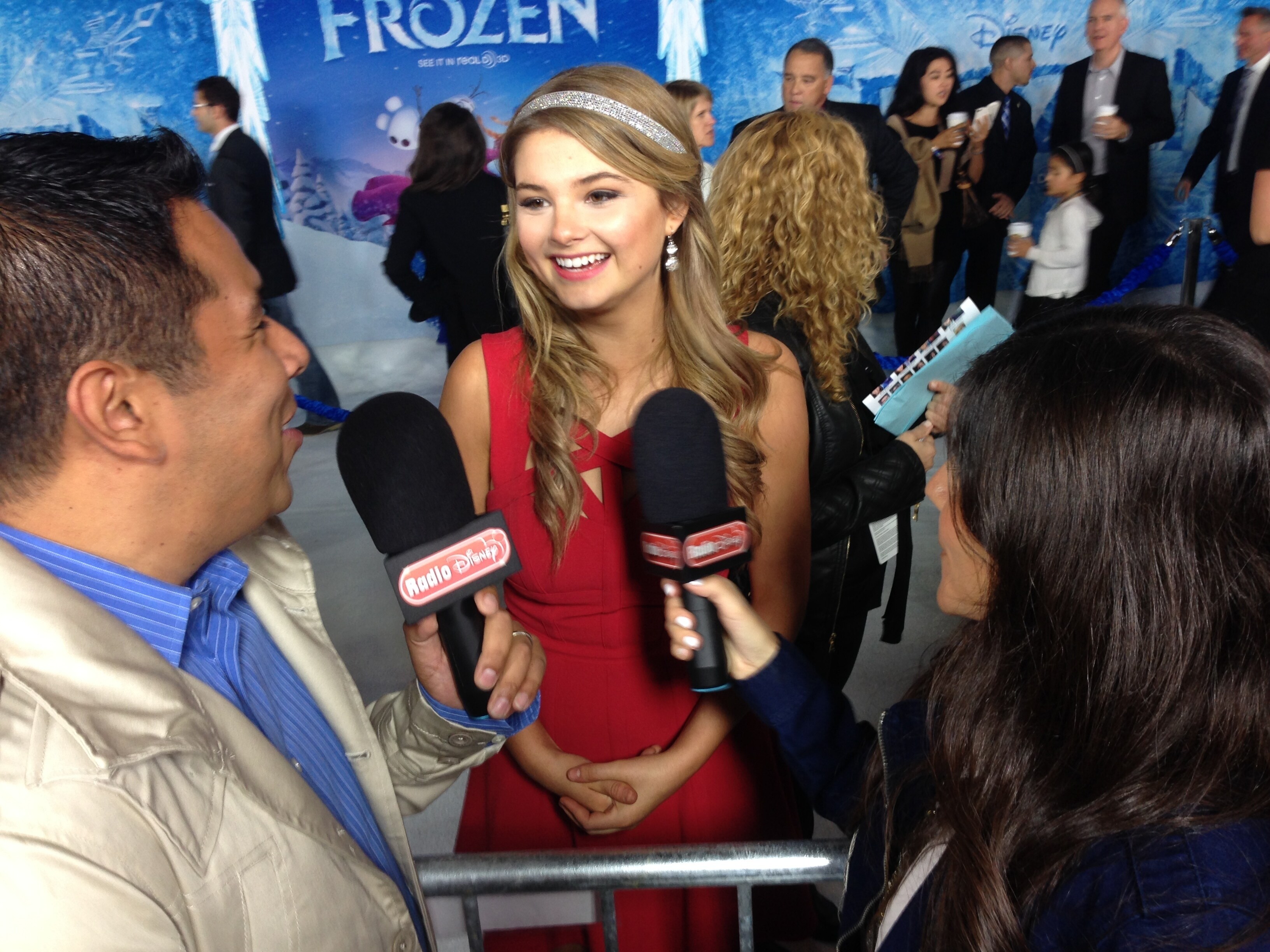 Stefanie Scott at the Frozen Movie Premiere