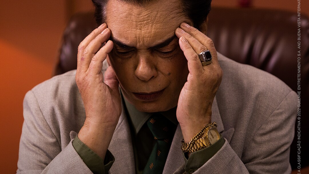 Silvio Santos é retirado do ar no episódio 6 de 'O Rei da TV'