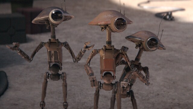 Pit Droid