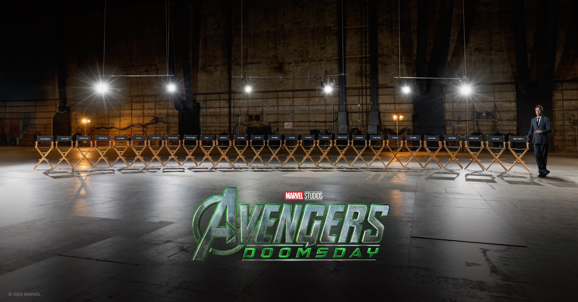 rdj_chairreveal_logo_copy1_w20