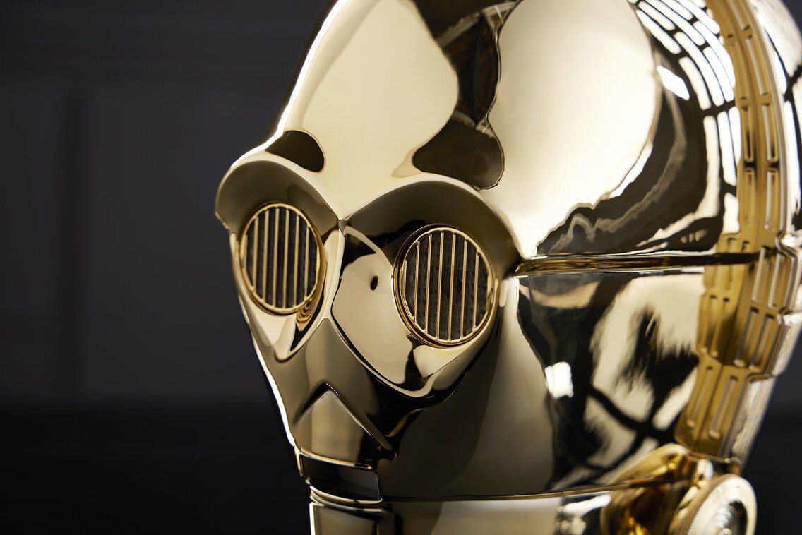 Goodness Gracious Me, It's the C-3PO Premium Electronic Head