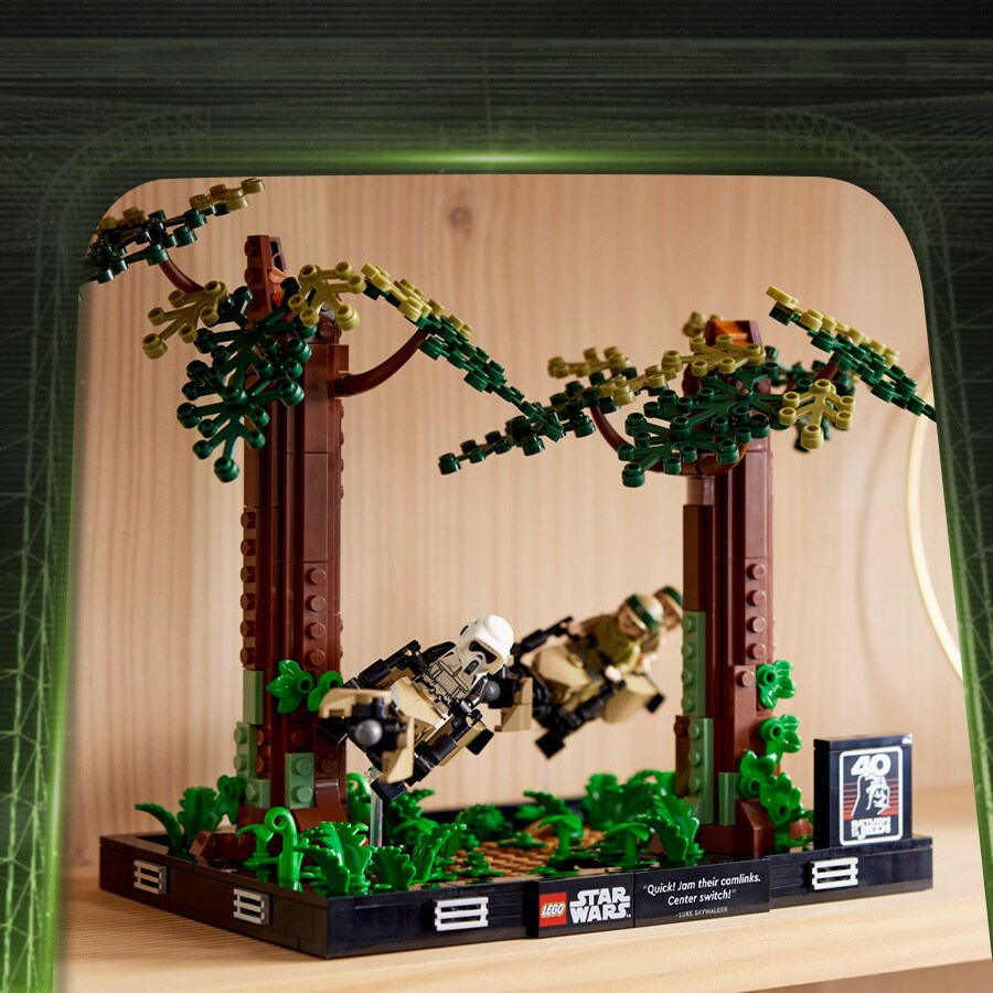 Ærlig Årvågenhed Afspejling SWCE 2023: Inside the LEGO Group's New Star Wars: Return of the Jedi 40th  Anniversary Dioramas | StarWars.com