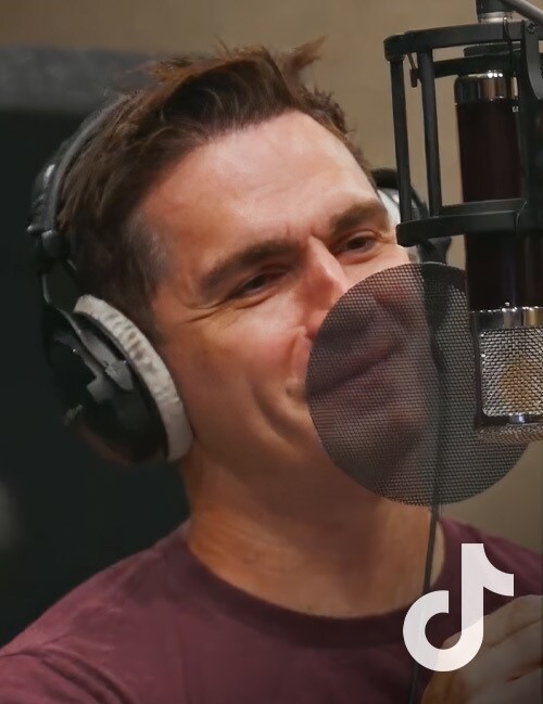 How Sam Witwer transforms into Maul.