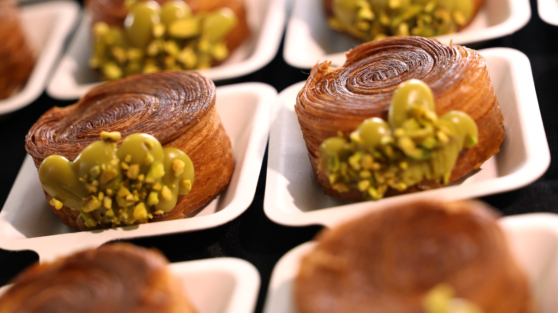 <p style="text-align: center;"><b><strong>Learn more about the NYC Wine &amp; Food Festival!</strong></b></p>