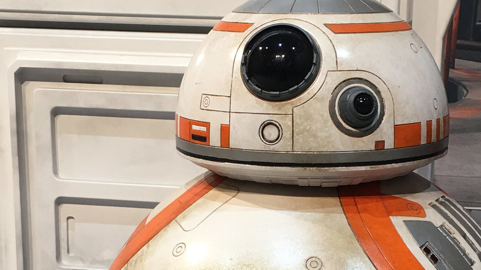 Star Wars: The Last Jedi Props and Costumes on Display at SDCC