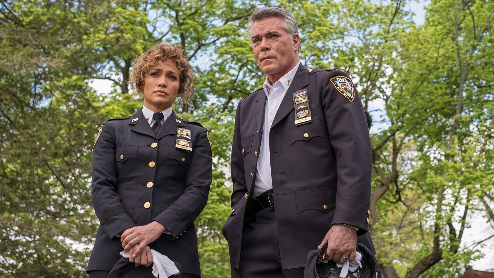 Onde assistir à série policial 'Shades of Blue', com Jennifer Lopez e Ray Liotta