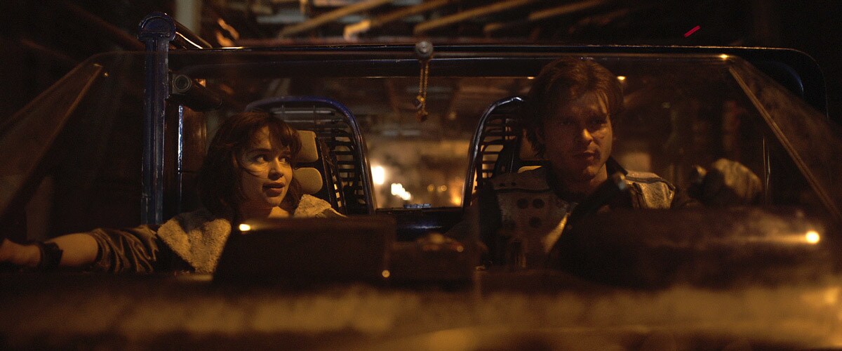 Qi'ra and Han Solo attempting to leave Corellia