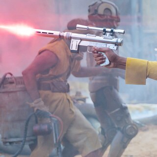 SE-14 blaster pistol