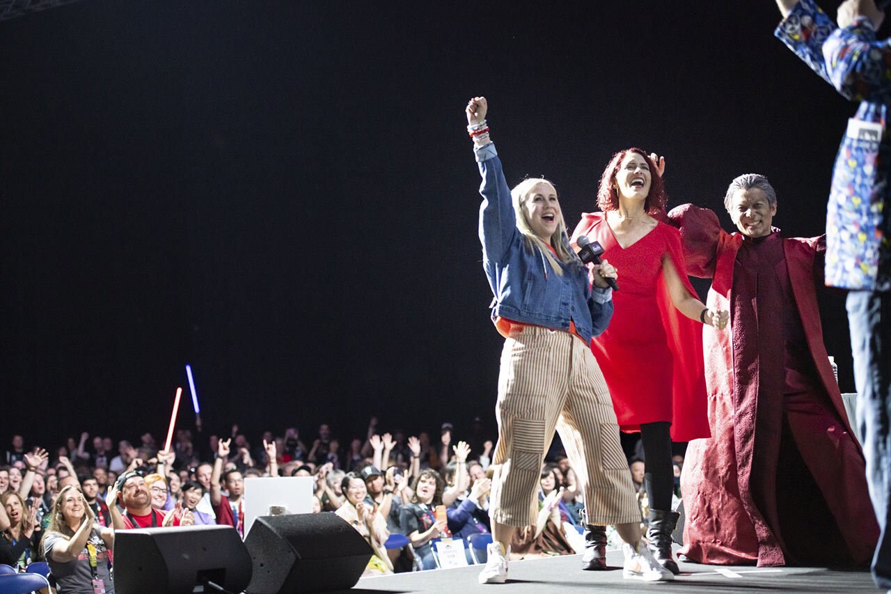Ashley Eckstein and Vanessa Marshall on stage at the cosplay competition.
