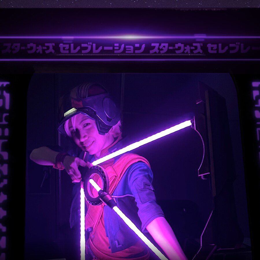 その他 SW Celebration Japan 2025 BASH fan event SW Celebration Japan 2025 BASH fan event Meet a Few of the Fans at