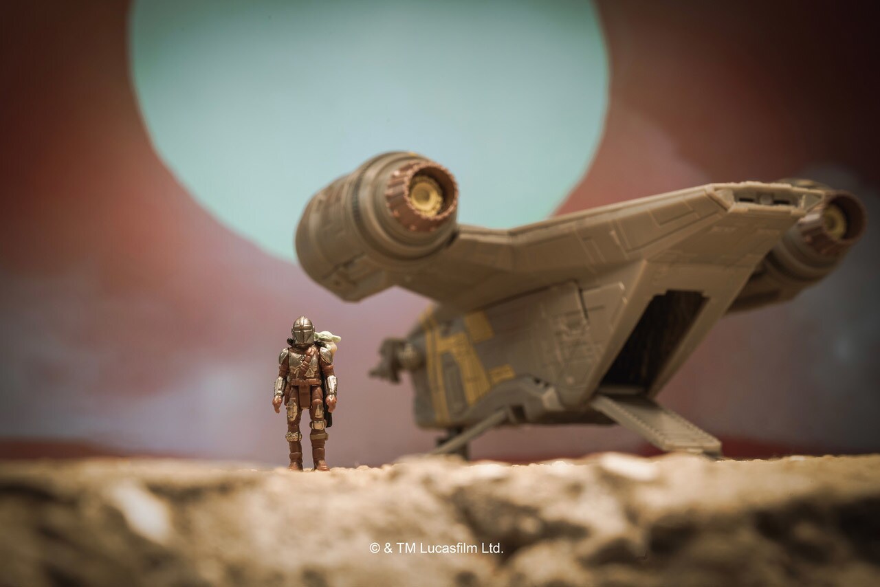 Star Wars: The Mandalorian - Deluxe Vehicle Razor Crest (TGT Exclusive) by Jazwares